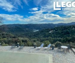 A vendre MAISON  6 PIECES 163 M2  MONTAUROUX