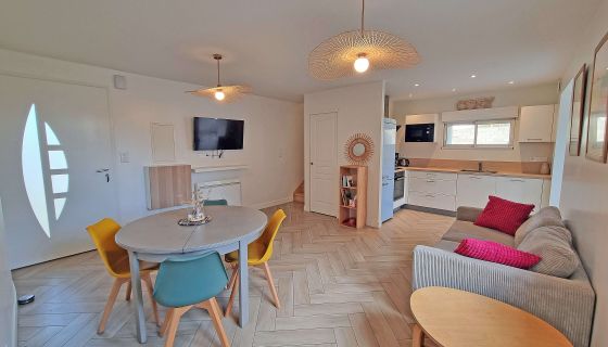 vente Maison entièrement rénovée, 800 mètres des plages, à Plouguerneau