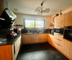 Casa contemporánea en alquiler en Narrosse