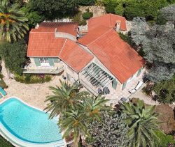 For rent: 6-room house, 185 m², seaside, Théoule-sur-Mer