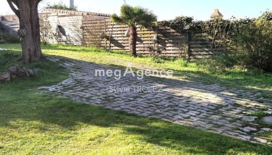 For sale: 5-room farmhouse, 109 m², seaside, Les Sables d'Olonne