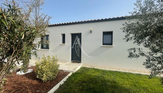For sale: 5-room house, 122 m², Le Bernard