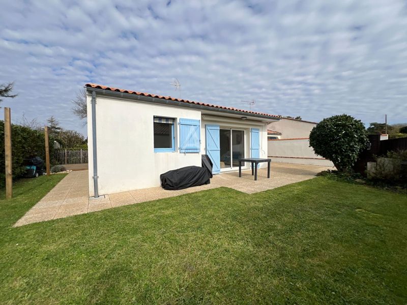 A vendre MAISON  4 PIECES 67 M2 BORD DE MER SAINT VINCENT SUR JARD