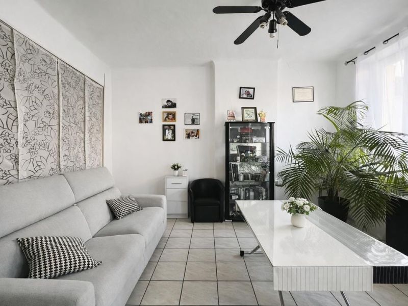 A louer APPARTEMENT T2 58 M2  MARSEILLE 10EME