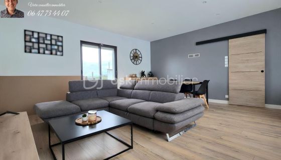 CASA CONTEMPORÁNEA CHAVAGNES EN PAILLERS