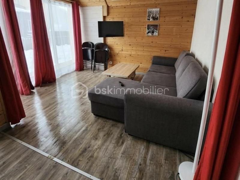 A louer APPARTEMENT T3 53 M2  EAUX BONNES