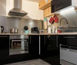 A louer APPARTEMENT T3 53 M2  EAUX BONNES