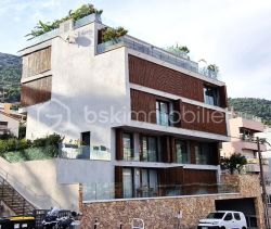 Luxury 1-bedroom apartment for rent, 33 m², with sea view in Beausoleil