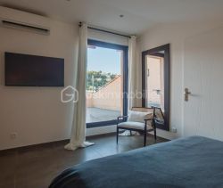 A louer APPARTEMENT T2 42 M2 TERRASSE BORD DE MER SAINT RAPHAEL