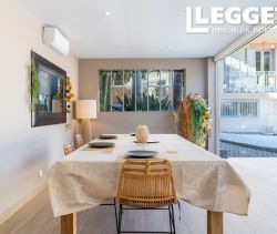 A louer MAISON  7 PIECES 400 M2 VUE MER VALLAURIS