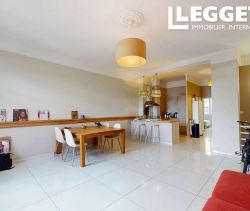 A louer APPARTEMENT DUPLEX T3 93 M2 BORD DE MER NICE