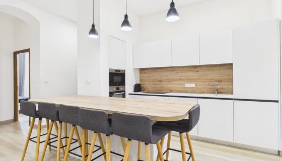 A louer APPARTEMENT T4 81 M2 BORD DE MER AJACCIO