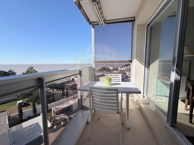 Studio apartment for rent, 38 m², with sea view, Vaux-sur-Mer