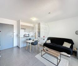 A louer APPARTEMENT T2 31 M2 TERRASSE  NIMES