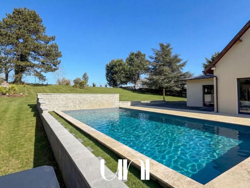 For rent: Mansion by the sea, Periers-sur-le-Dan