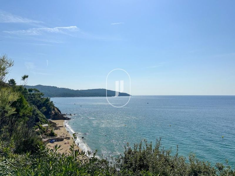 Se vende: casa de 7 habitaciones, 430 m², en primera línea de playa, La Croix-Valmer