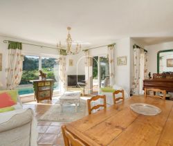 Se vende: casa de 4 habitaciones, 135 m², frente al mar, Sainte-Maxime