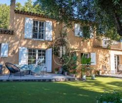 Contemporary house for sale, beach within walking distance, Grimaud