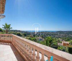 A louer MAISON  DE MAîTRE VUE MER SAINTE MAXIME