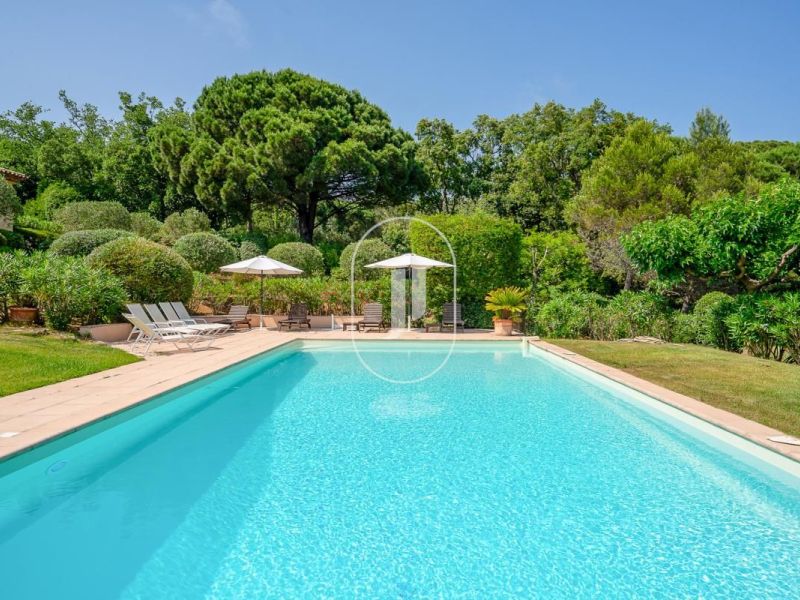 A louer MAISON  D'ARCHITECTE BORD DE MER LA CROIX VALMER