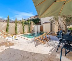 Contemporary house for rent in Eyragues