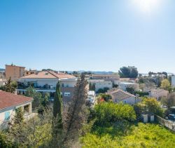 A vendre APPARTEMENT T4 97 M2 TERRASSE BORD DE MER LA CIOTAT