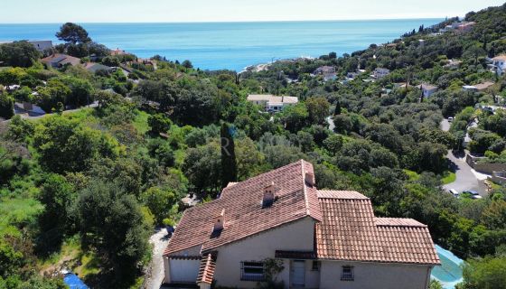 A louer MAISON  6 PIECES 155 M2 VUE MER LES ISSAMBRES