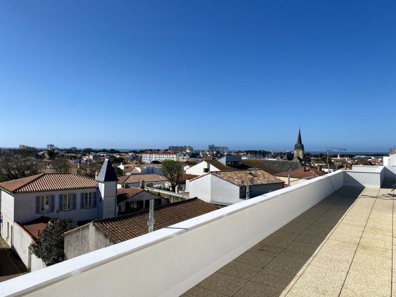 For rent: 5-room apartment, 106 m², terrace, seaside, Saint Gilles Croix de Vie