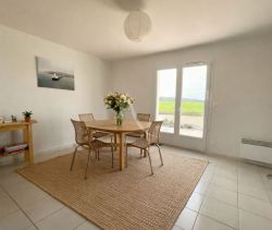 A vendre MAISON  5 PIECES 85 M2 BORD DE MER LONGEVILLE SUR MER