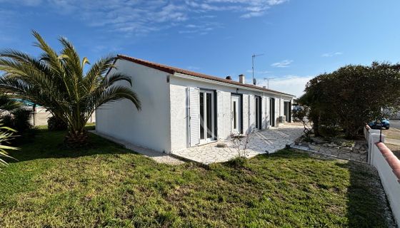 For sale: 5-room house, 114 m², seaside, Longeville-sur-Mer