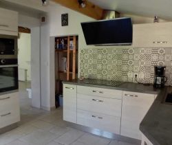 A louer LONGèRE  4 PIECES 154 M2  SAINT VIVIEN DE MEDOC