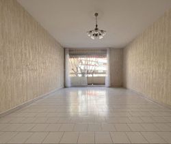 For rent: 4-room apartment, 83 m², Marseille 4th arrondissement