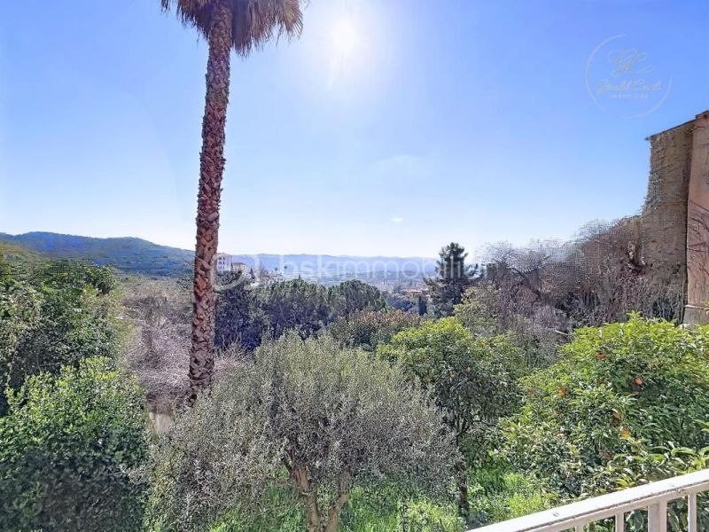 A louer APPARTEMENT T5 103 M2 TERRASSE VUE MER GRASSE