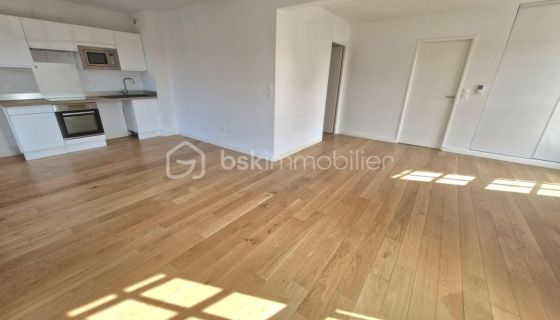 Apartment for rent, 4 rooms, 70 m², Lens