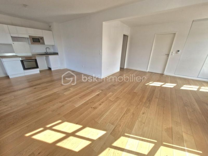 Apartment for rent, 4 rooms, 70 m², Lens