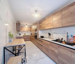 A louer APPARTEMENT T4 80 M2 BORD DE MER LA SEYNE SUR MER