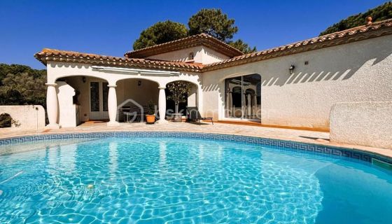 A louer MAISON  6 PIECES 138 M2 BORD DE MER AGDE