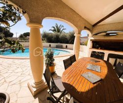 A louer MAISON  6 PIECES 138 M2 BORD DE MER AGDE