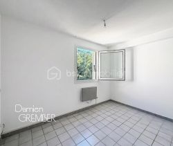 For rent: 2-bedroom duplex apartment, 51 m², terrace, seaside, Sète