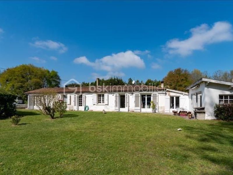 En alquiler: casa rural de 7 habitaciones, 154 m², Saint-Vivien-de-Médoc