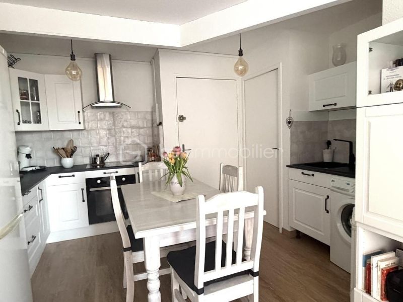 For rent: 1-bedroom apartment, 28 m², within walking distance of the beach, Frontignan