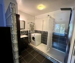 A louer APPARTEMENT T2 44 M2 BORD DE MER TOULON