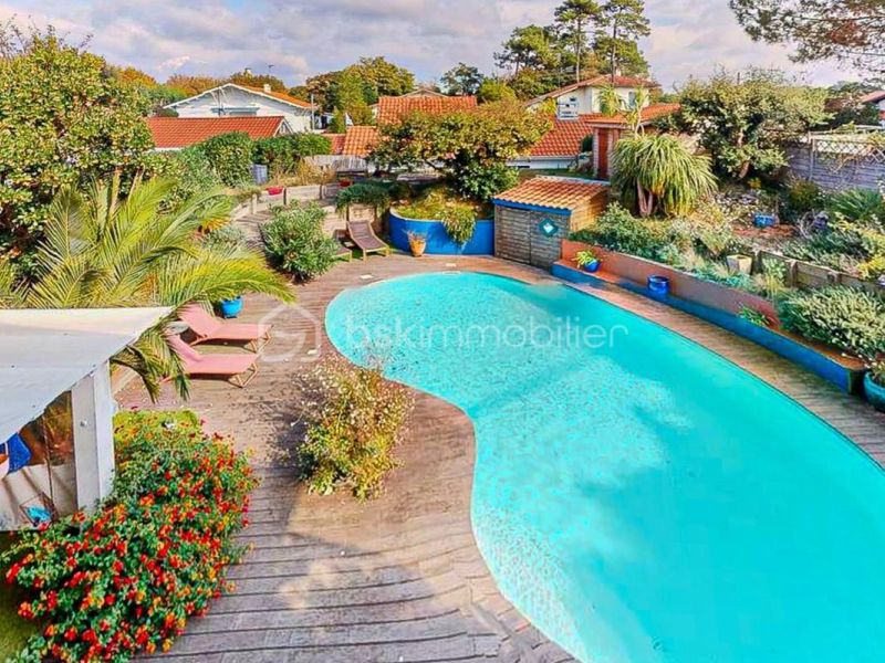 For rent: Mansion by the sea, Capbreton