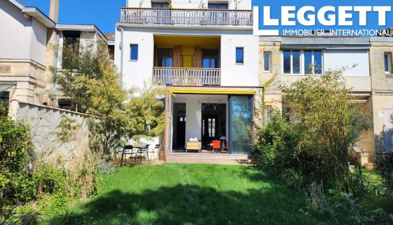 Contemporary house for rent in Talence