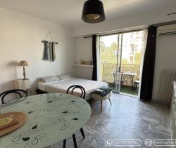 A louer STUDIO  23 M2 TERRASSE BORD DE MER NICE
