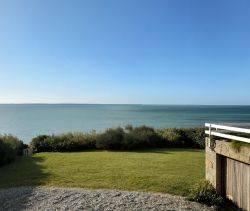 A vendre MAGNIFIQUE Maison 6 PIECES 1560 M&sup2; vue Mer Saint-Nic Pentrez