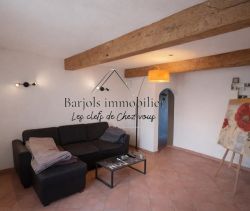 For rent: 2-bedroom duplex apartment, 93 m², terrace, Varages