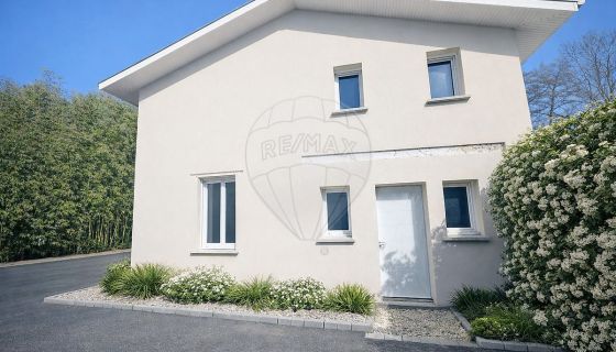 Contemporary house for rent in Blanquefort