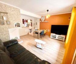 A louer APPARTEMENT T3 57 M2 BORD DE MER LA SEYNE SUR MER