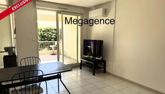 A vendre APPARTEMENT T2 41 M2 TERRASSE BORD DE MER HYERES